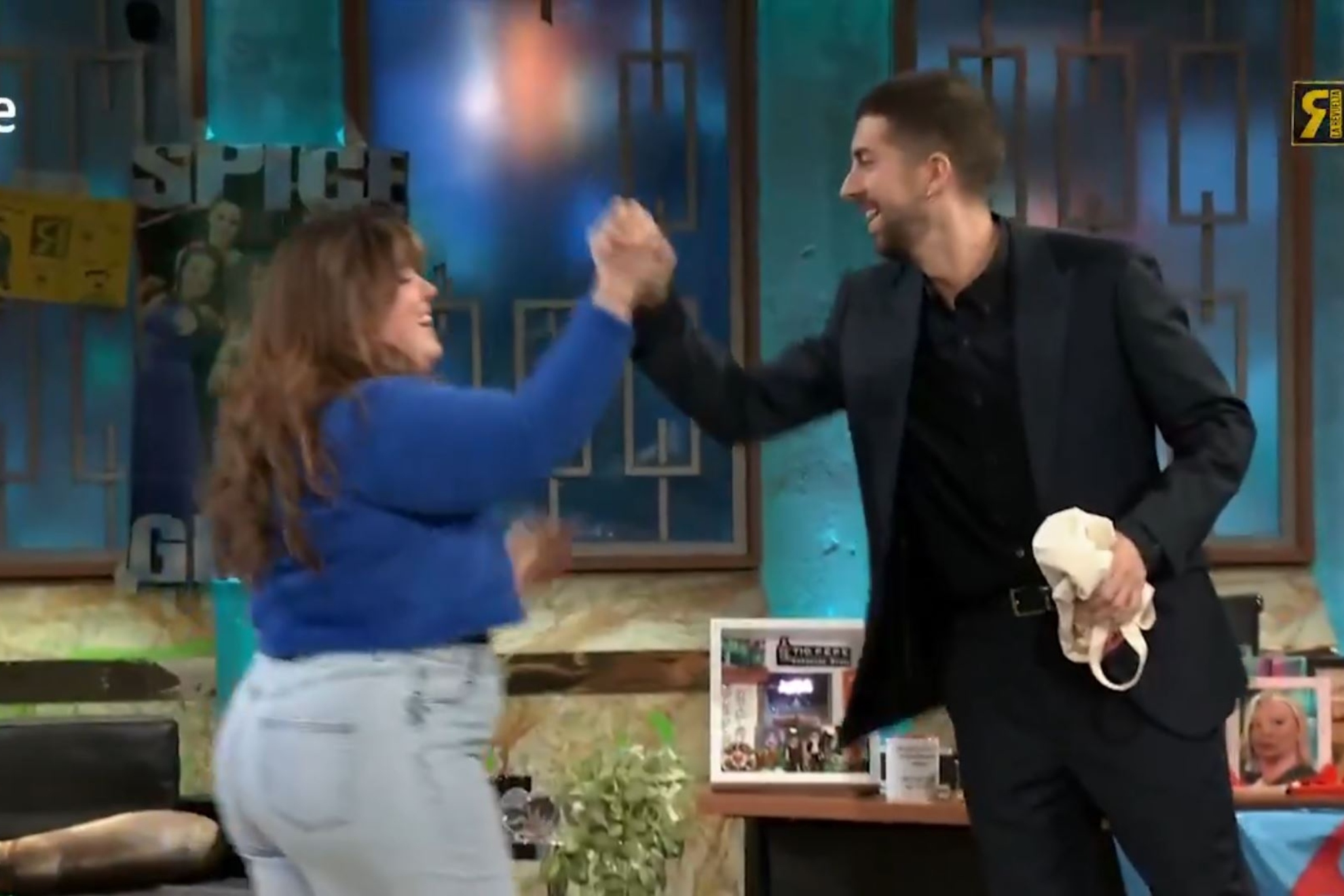 面反映了体 面反映了体